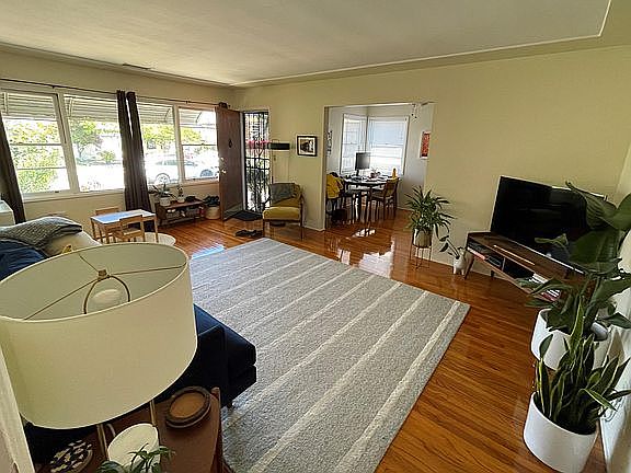 3rd image of 3310 Gregory St
