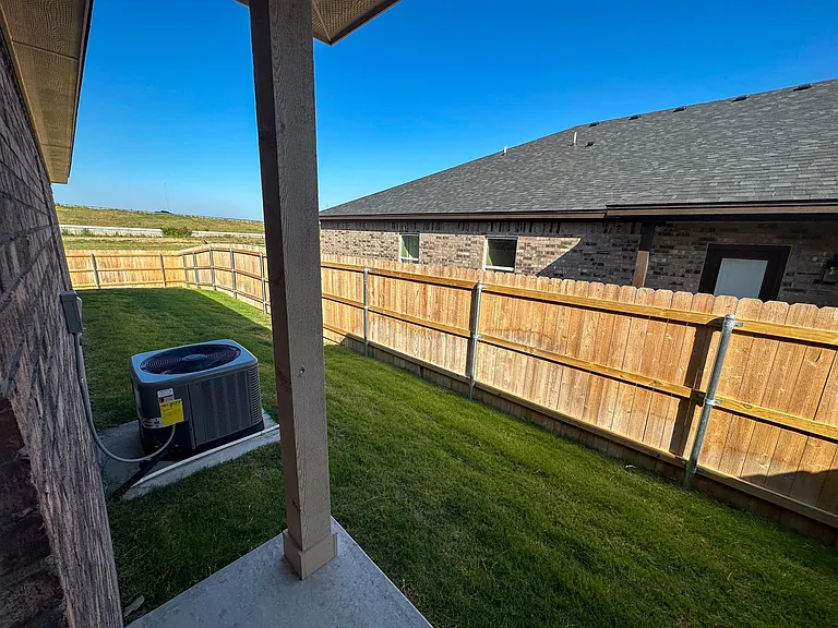 1212 Antelope Trl #B — Photo 24