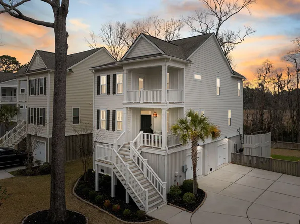 1918 Essex Farms Dr, Charleston, SC 29414