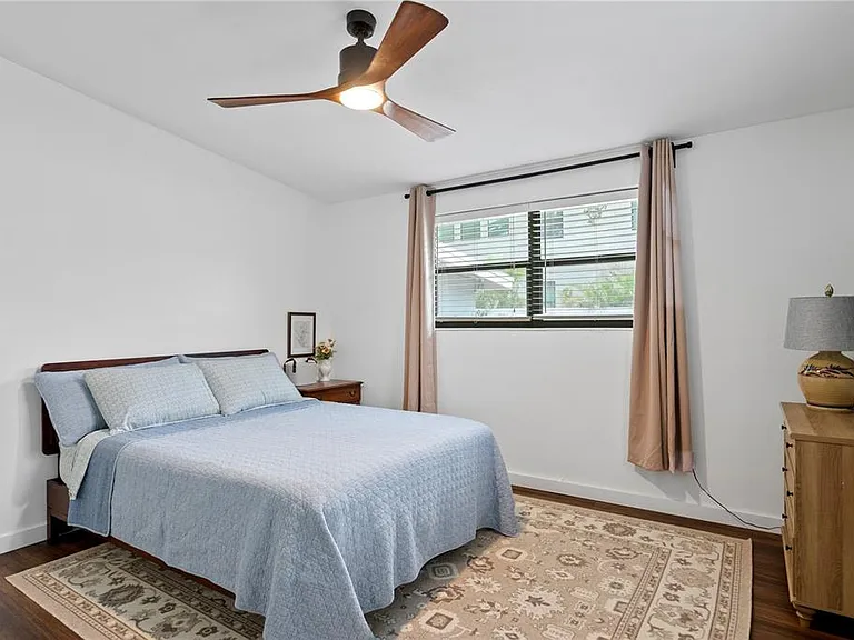 2407 S Lois Ave — Photo 34