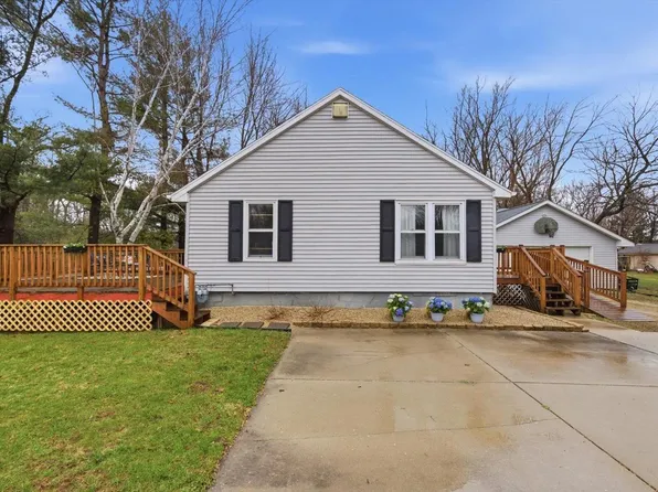 1305 East Road 1 Road, Edgerton, WI 53534