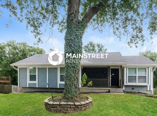 1611 SE 2nd Ter, Lees Summit, MO 64063