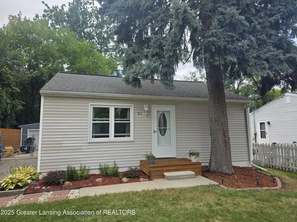 511 N Catherine St, Lansing, MI 48917