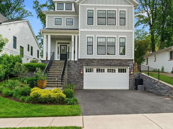 2304 N Kensington St, Arlington, VA 22205