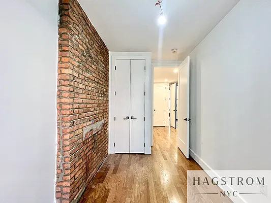 Rented by Hagstrom Management Inc | media 21