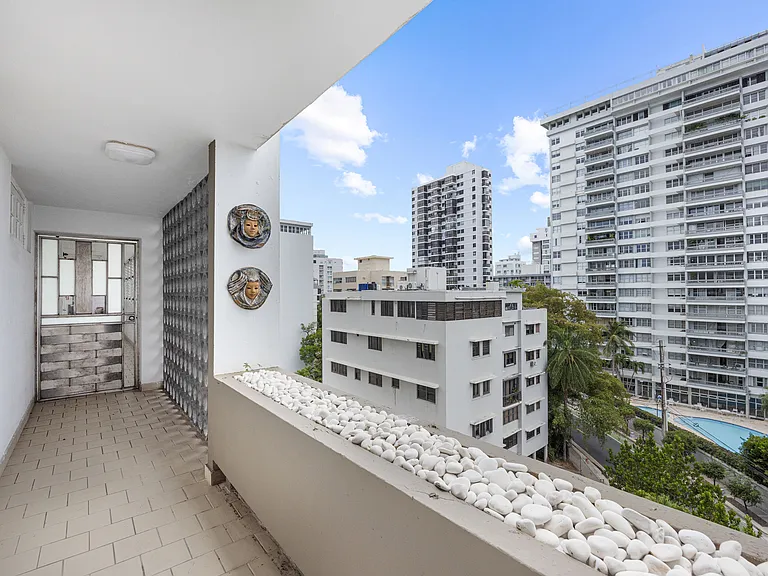 54 Kings Ct #7A — Photo 18
