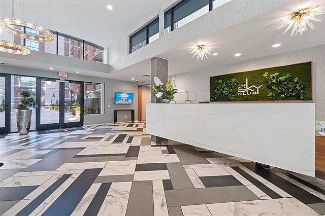1st image of 700 1st St APT 4V