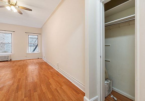 5th image of 324 E 48th St #9