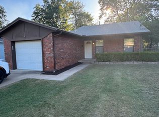 624 S Maple St, Sapulpa, OK 74066