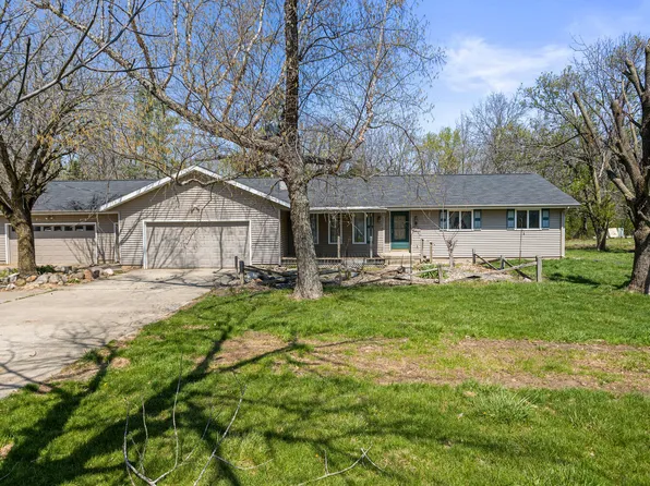 1150 East Dr #800-N, Sullivan, IL 61951