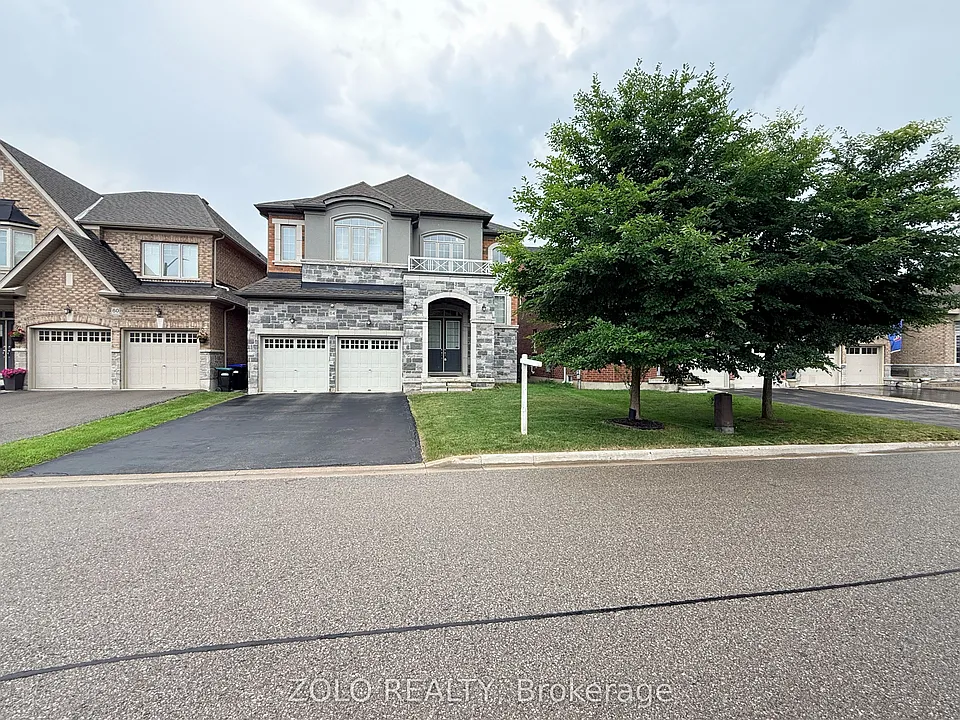 64 Cayton Cres