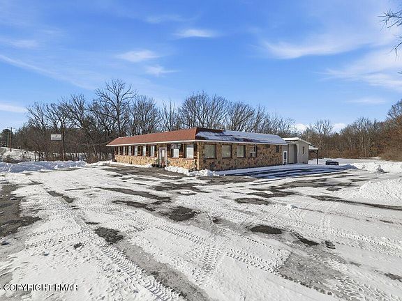 3rd image of 361 Interchange Rd