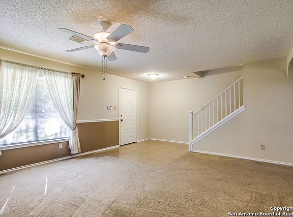 3rd image of 2543 Chasefield Dr