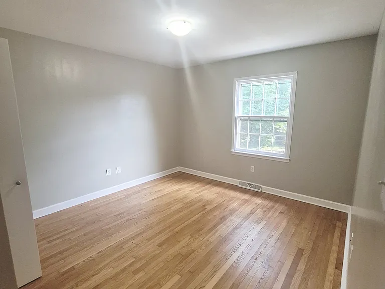 2404 Barracks Ct #1 — Photo 19