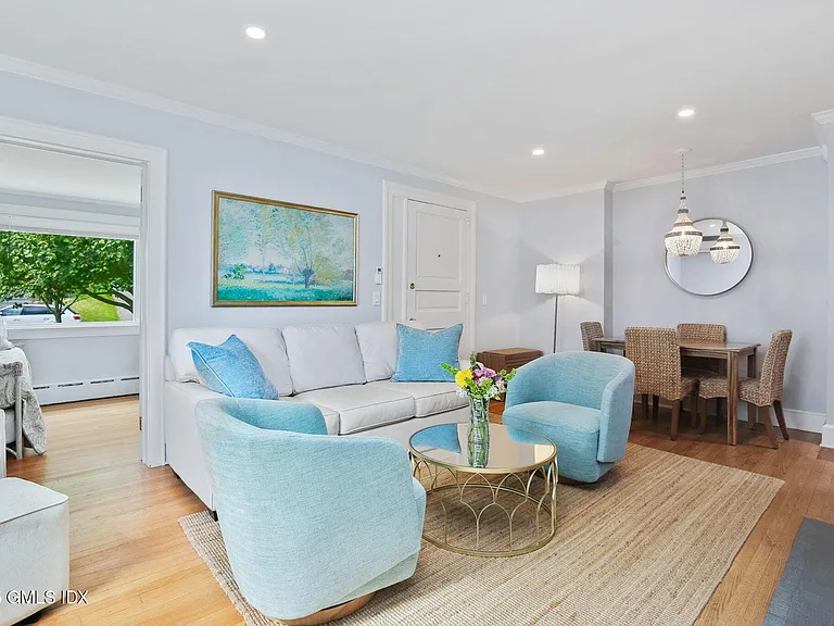 41 Ridge St #1 — Photo 6