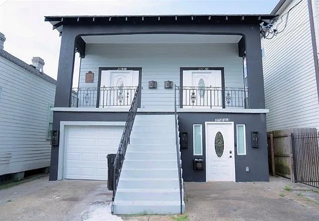 4 bed, 4.0 bath, 2200 sqft, $4,500 — Photo 1