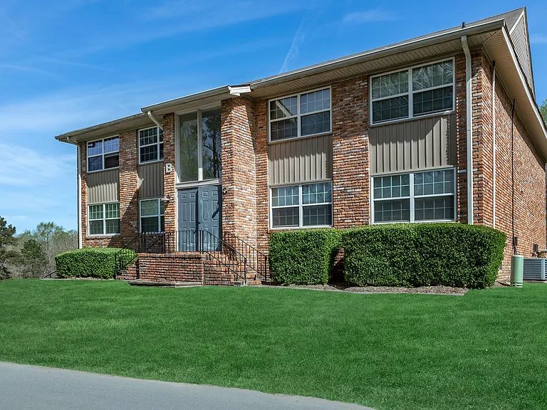 Waverly Pointe — Photo 12