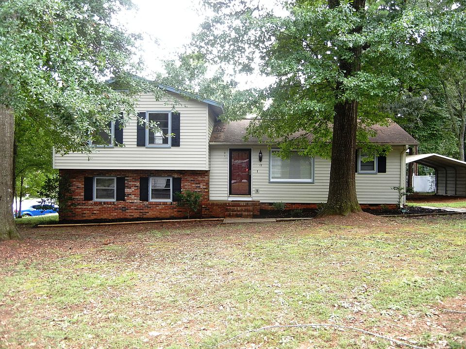 1st image of 12 Chuckwood Ct