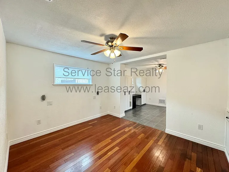 2908 E Avalon Dr — Photo 9