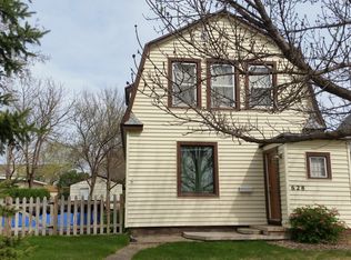 628 N Grand Ave, Pierre, SD 57501
