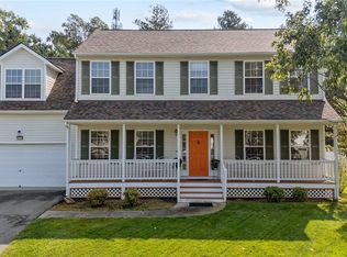 14749 Cobbs Point Dr, Chester, VA 23836