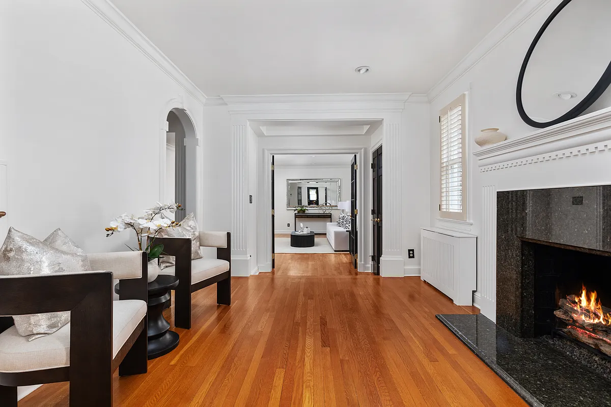 Gracious reception room with fireplace - 4817 Chevy Chase Blvd