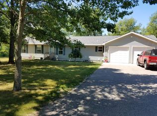 305 Howe St, Belding, MI 48809