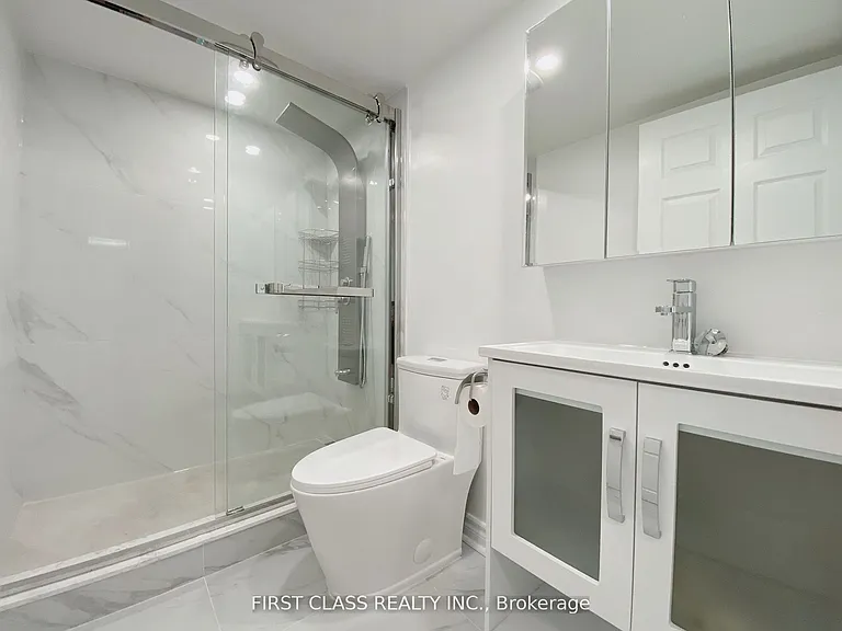 88 Alton Towers Cir #1101 — Photo 15