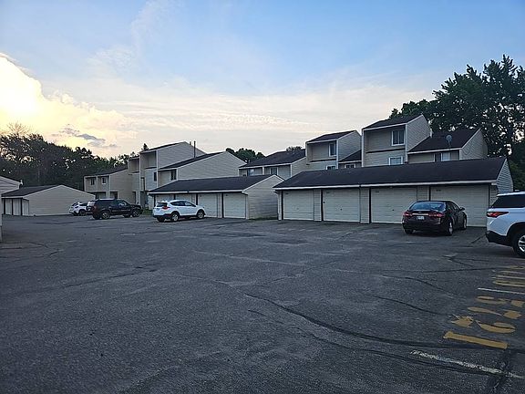 5th image of 5727 80th Ave N