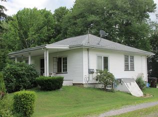 3462 Sample Rd, Hermitage, PA 16148