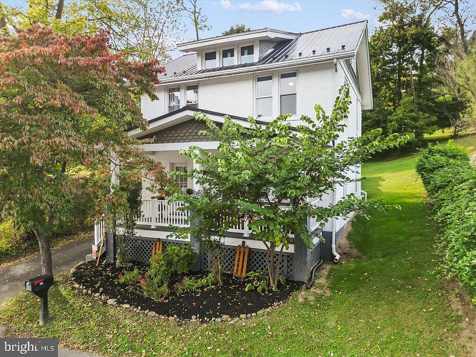 1st image of 914 Harding Ave