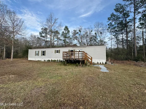 20261 Fox Ridge Dr, Saucier, MS 39574