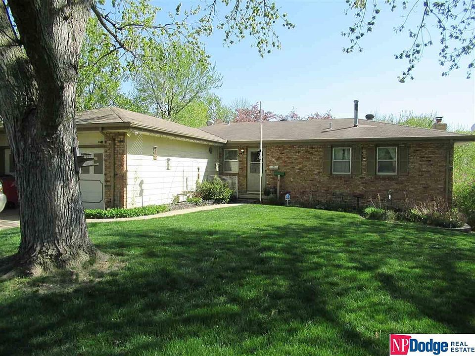 1st image of 803 Hogan Dr
