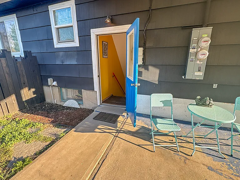 415 S Church Ave #1/2 — Photo 18