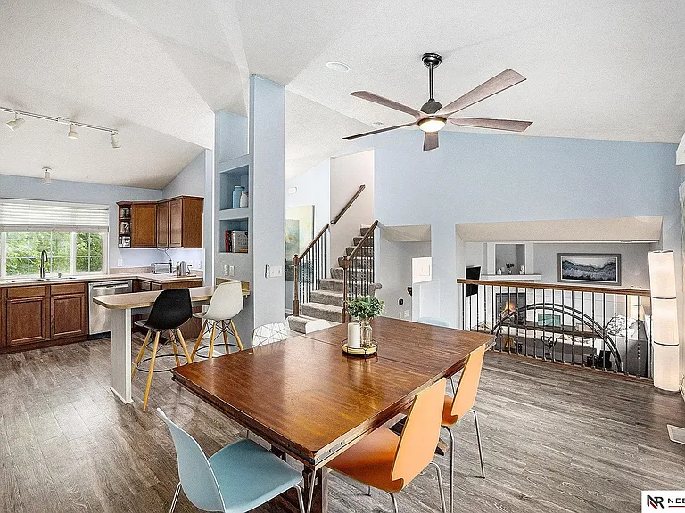 18552 Polk St — Photo 5
