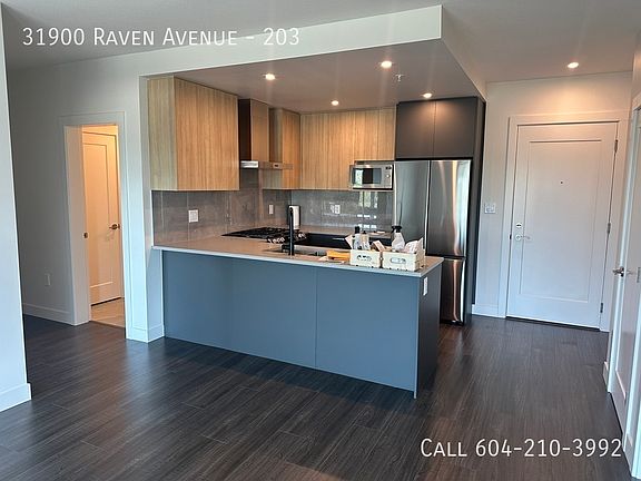 3rd image of 31900 Raven Ave #203