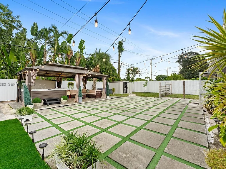 9508 N Military Trl — Photo 28