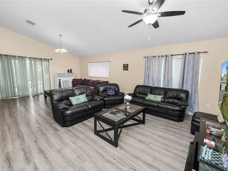 548 Old Bridge Cir — Photo 35
