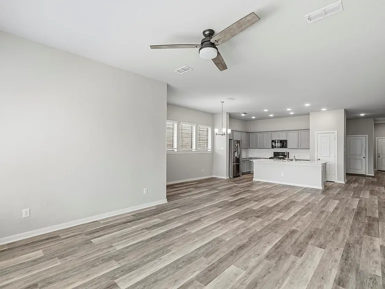 10055 Napier Dr — Photo 4