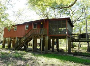 632 Cardinal Ln, Cottageville, SC 29435