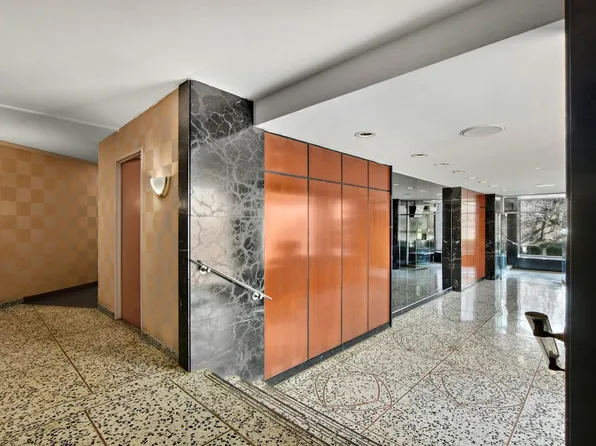 2621 Palisade Avenue image 12 of 15