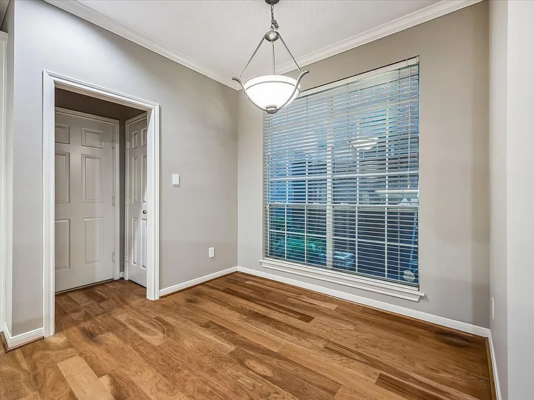 4443 Castle Court Pl — Photo 7