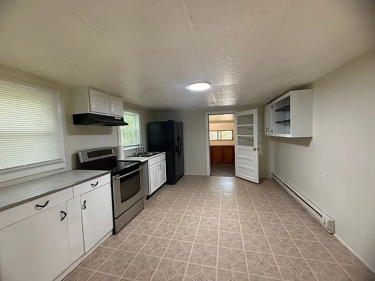 1208 S Coolwell Rd — Photo 12