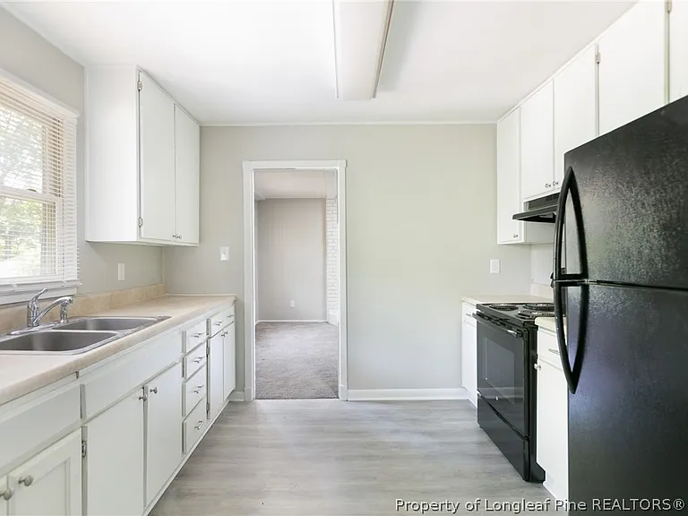 742 Buena Vista Dr — Photo 8