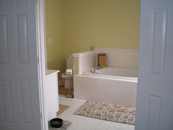 4th image of 10329 Cassidy Ct