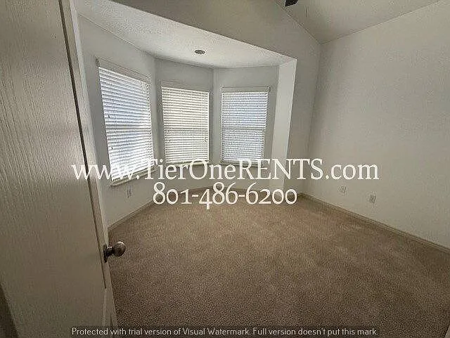 1952 E Meadow Downs Way — Photo 10