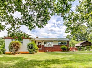 4471 Old Franklin Tpke, Glade Hill, VA 24092