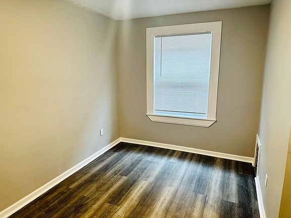 3rd image of 3330 N Meridian St APT 308