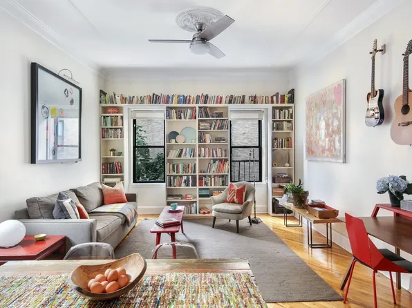 274 Saint Johns Pl APT 4B, Brooklyn, NY 11238