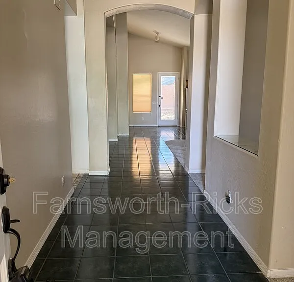 3625 N Katmai — Photo 4